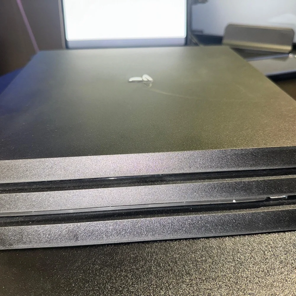 PS4 Pro 1TB + 3 Controllers + Charger Bundle
